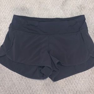 Lululemon Speed Up short 2.5”